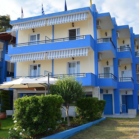 Kangaroo Hotel Mola Kalyva Exterior foto