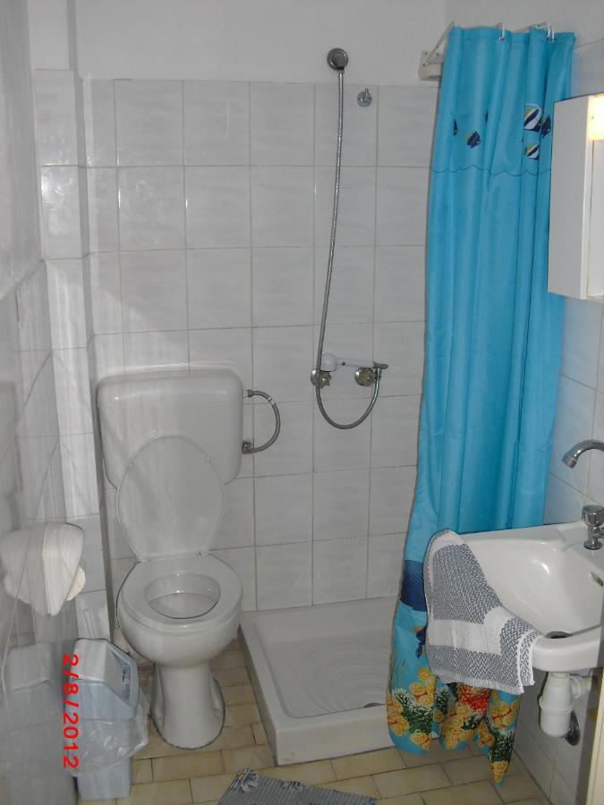 Kangaroo Hotel Mola Kalyva Cameră foto